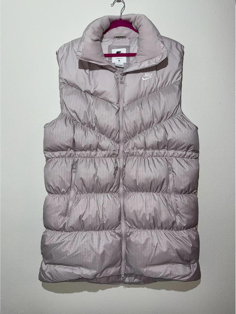 NWOT $200 Womens Size Large Nike Therma Fit Long Puffer Vest FB8794-019 Grey